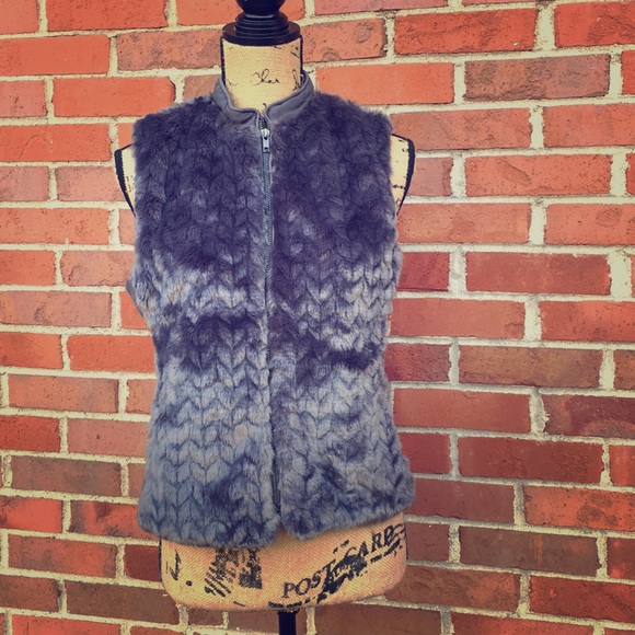 Vintage America Grey Zip Up Fur Vest Women’s Small - Picture 1 of 6
